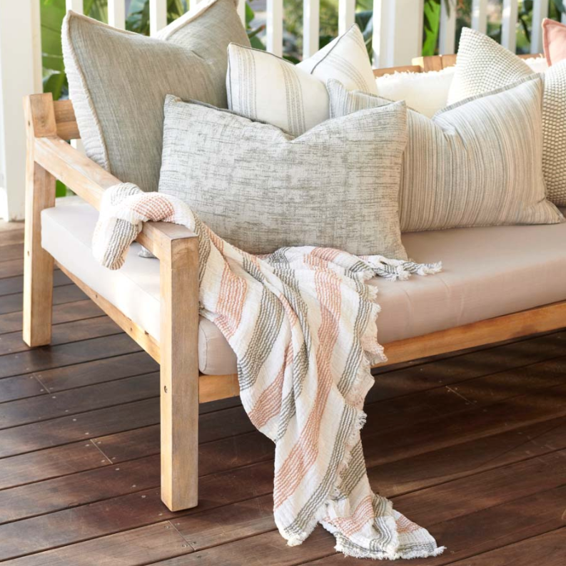 Carnivale Throw With Frayed Edging: Eadie Lifestyle