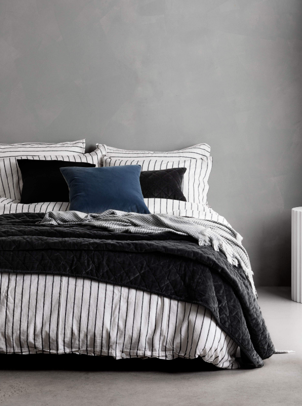 Loft Sheet Set - Graphite/White: L&amp;M Home