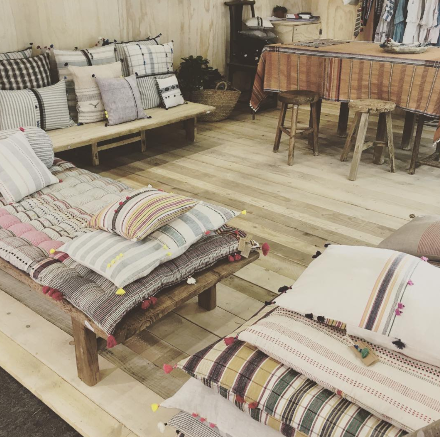 Loomed Floor Cushion Cover - 80 x 80cm - Fur Meghwal 11 by Injiri