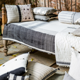 Loomed Bed Cover:  Fur Jat 06  - 240cm x 160cm by Injiri