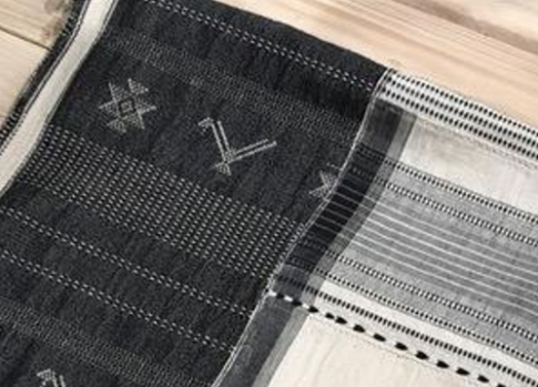 Loomed Bed Cover:  Fur Jat 06  - 240cm x 160cm by Injiri