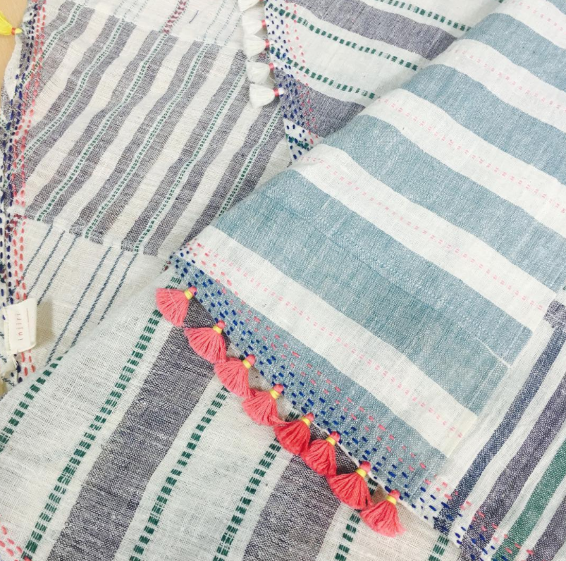 Loomed Bed Cover  165 x 230cm - Fur Dhari 05 by Injiri