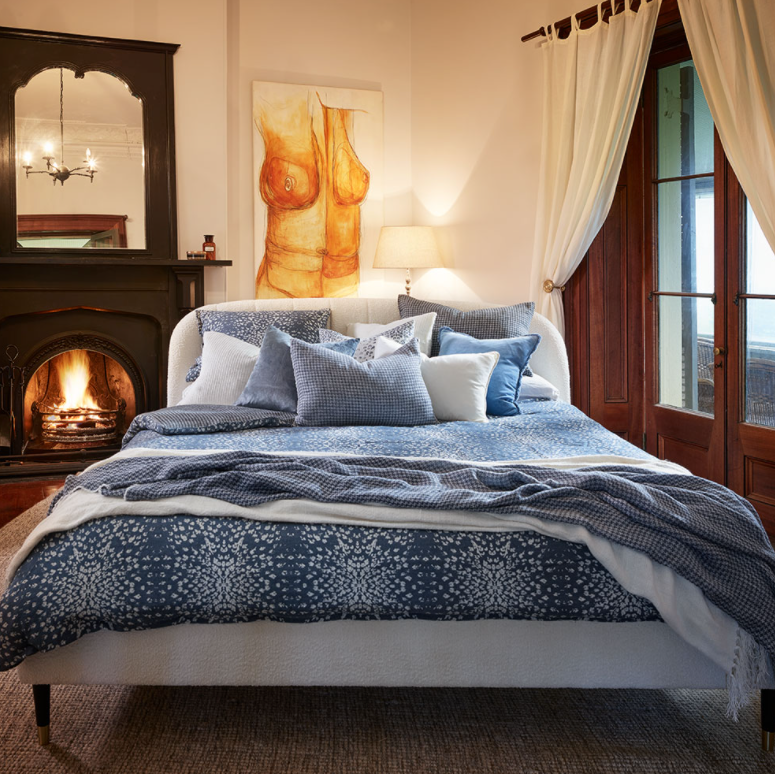 Ordonne Duvet Cover Set - White/Navy: Eadie Lifestyle