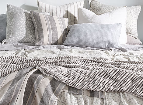 Ordonne Reversible Duvet Cover Set - White/Silver Grey: Eadie Lifestyle